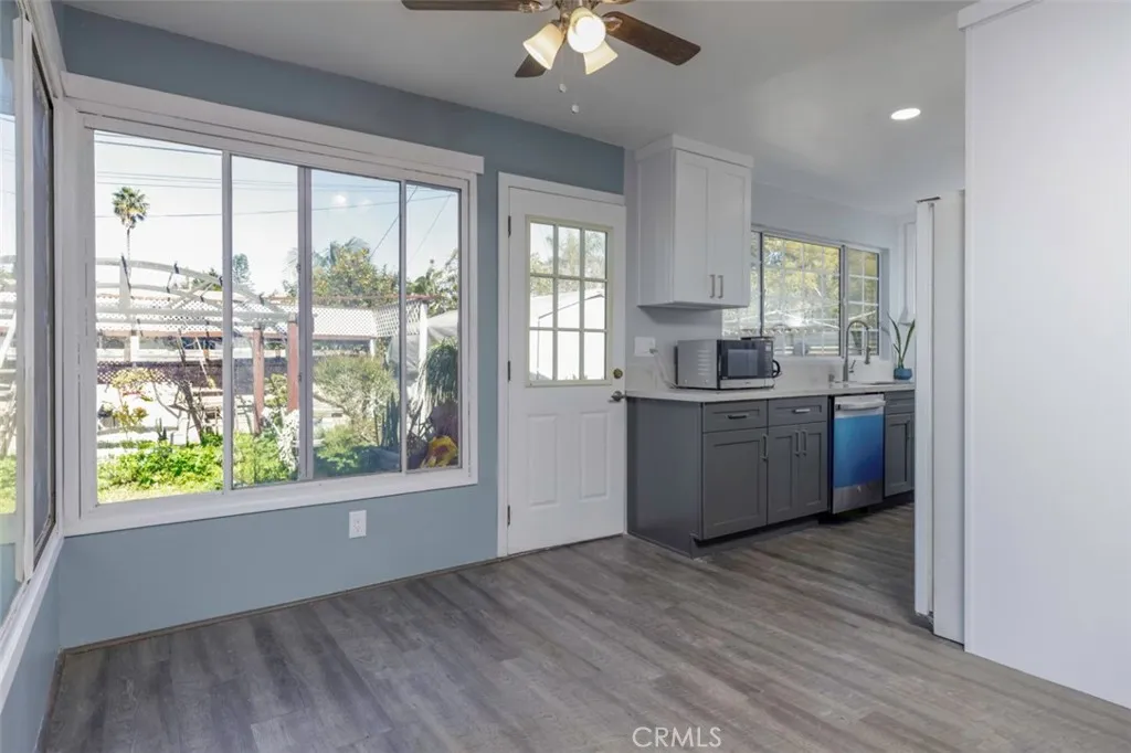 674 Senate Street, Costa Mesa, California 92627 home-pic-6