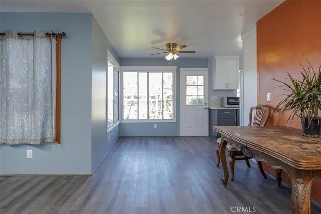 674 Senate Street, Costa Mesa, California 92627 home-pic-11