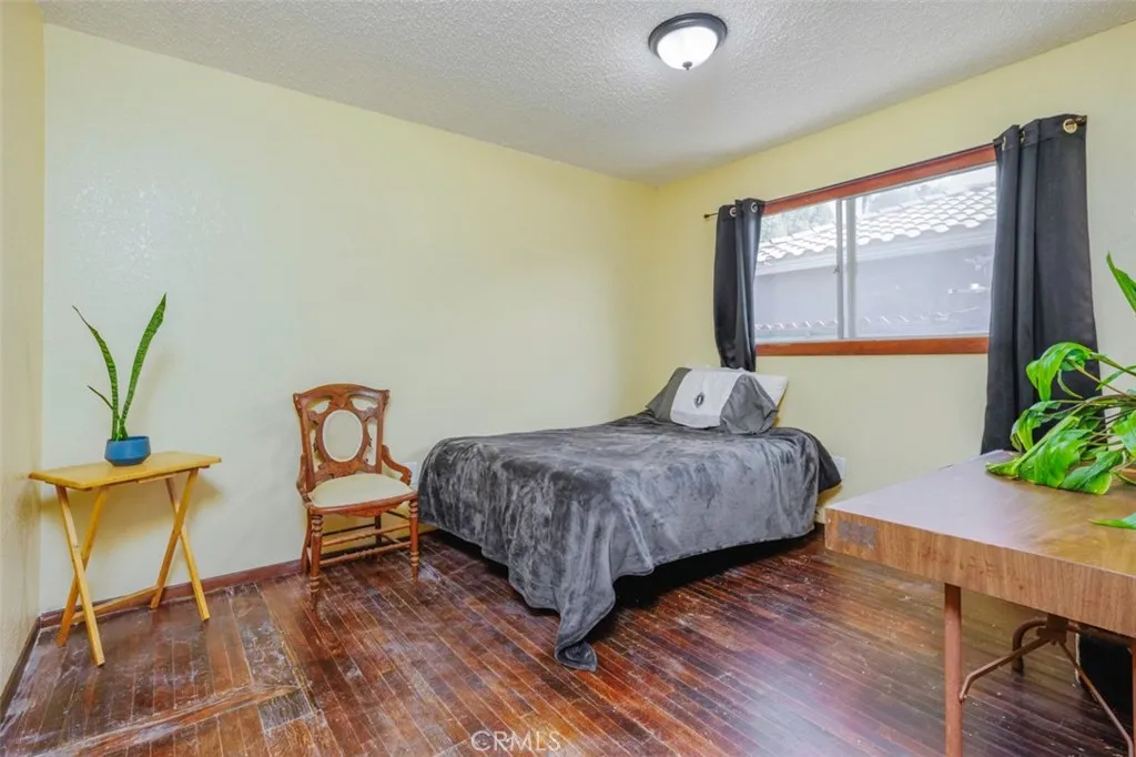 674 Senate Street, Costa Mesa, California 92627 home-pic-20