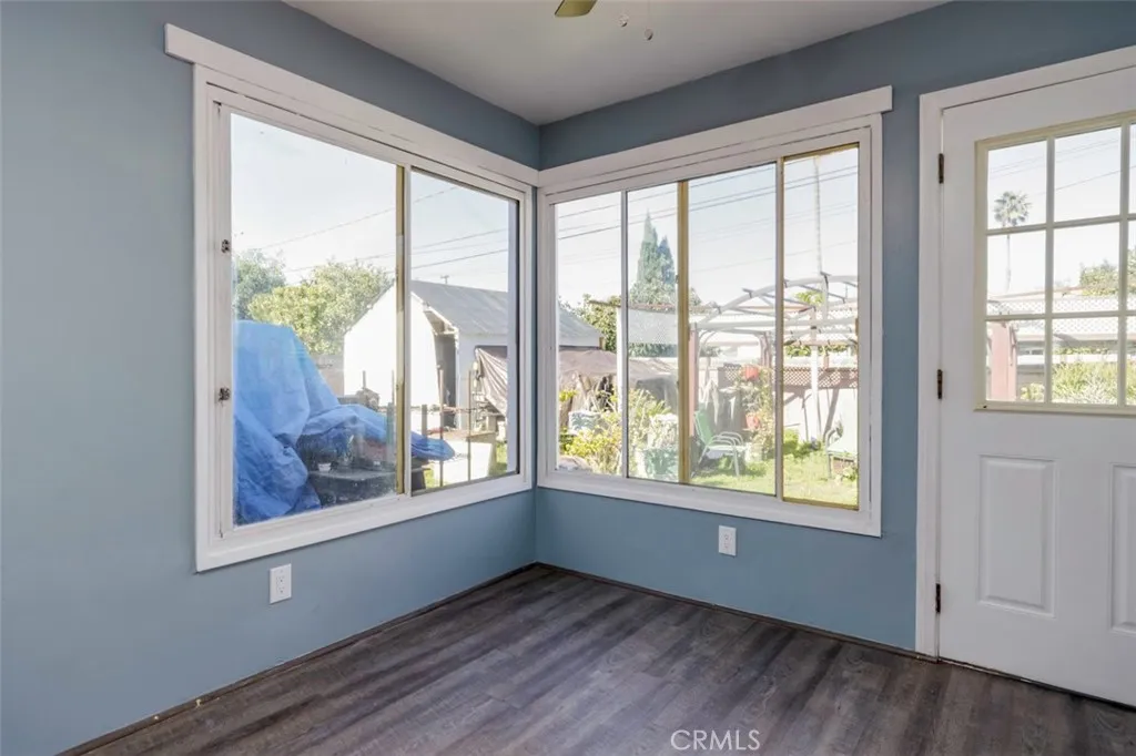 674 Senate Street, Costa Mesa, California 92627 home-pic-10