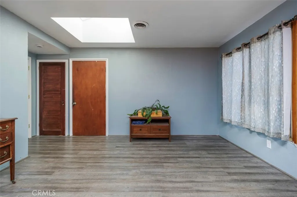 674 Senate Street, Costa Mesa, California 92627 home-pic-13