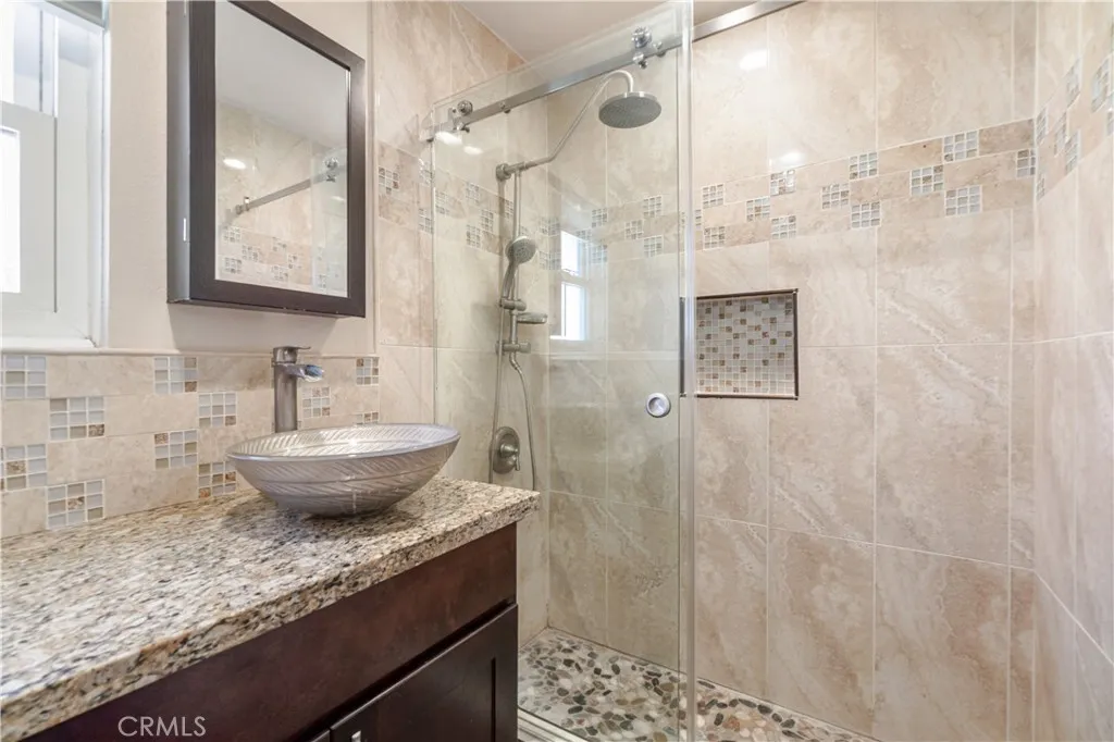 13233 Oakwood, La Mirada, California 90638 home-pic-21