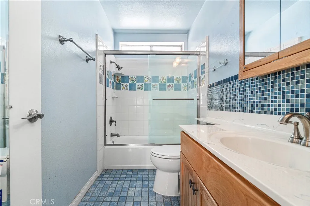 13233 Oakwood, La Mirada, California 90638 home-pic-27