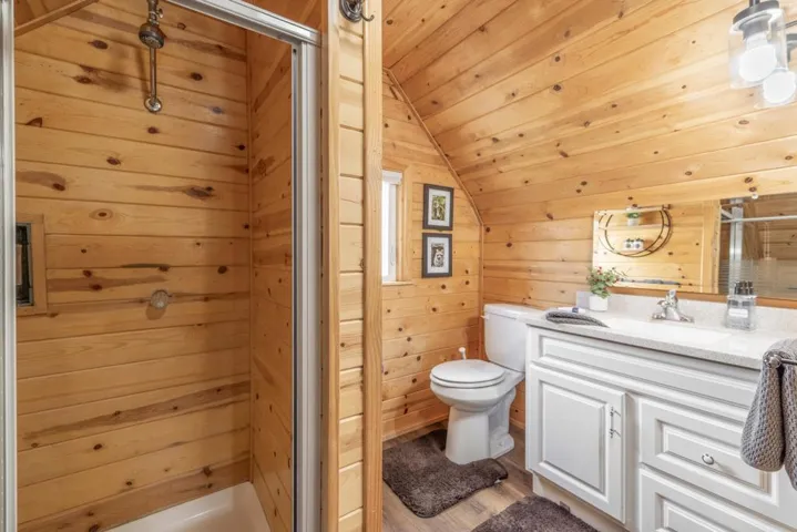 2ndBathroom1-