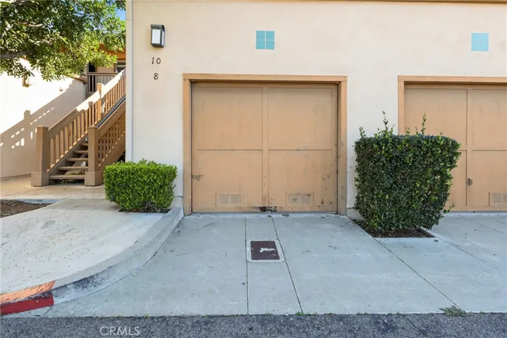 Exterior Garage