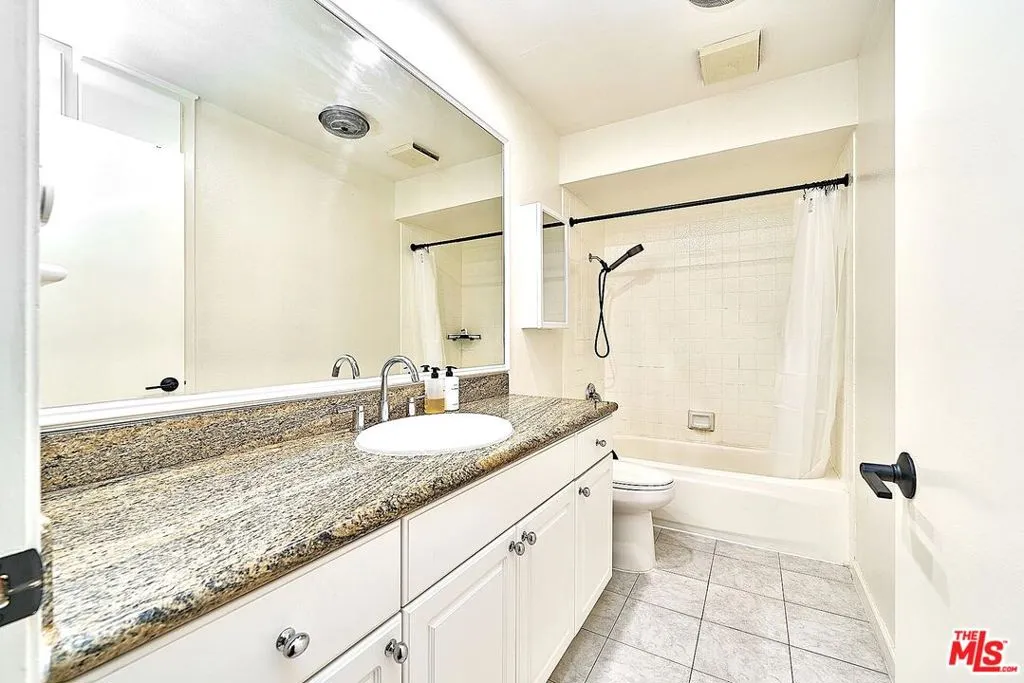 4201 Via Marisol 228, Los Angeles, California 90042 home-pic-12