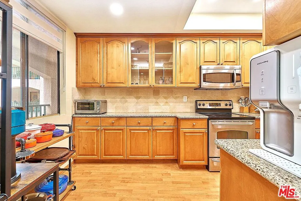 4201 Via Marisol 228, Los Angeles, California 90042 home-pic-7