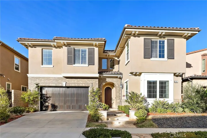 Daylight exterior view of the residence
