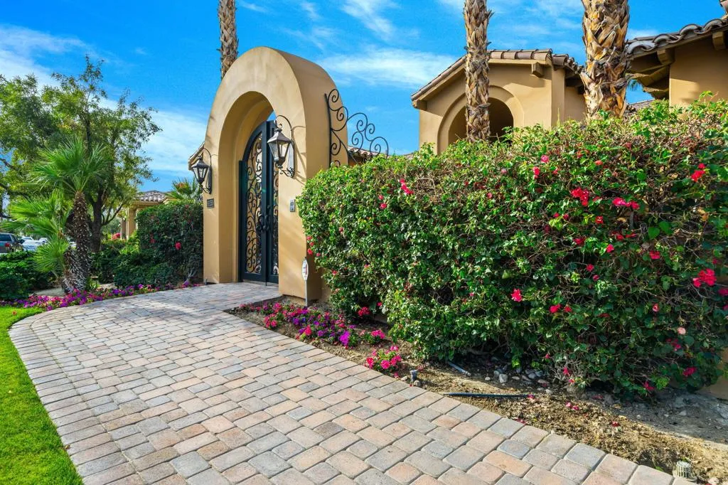 81150 Shinnecock, La Quinta, California 92253 home-pic-14
