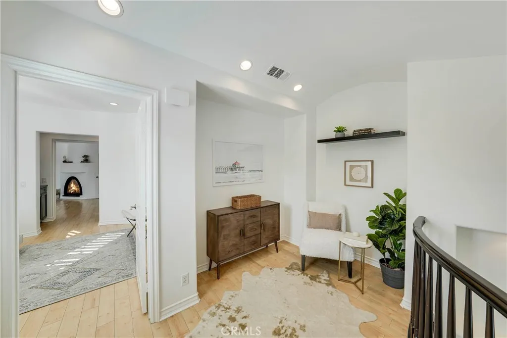 7988 Aldea, Huntington Beach, California 92648 home-pic-25