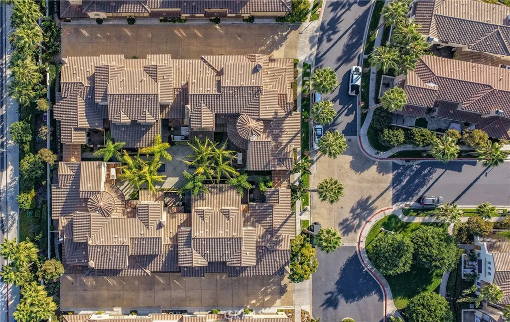 7988 Aldea, Huntington Beach, California 92648 home-pic-4