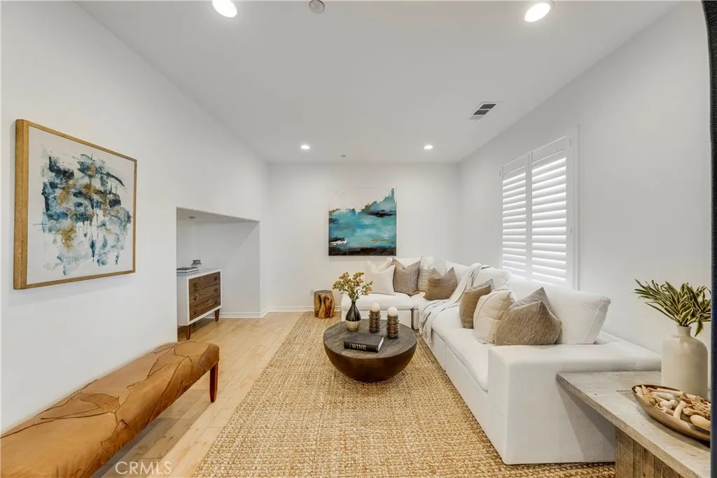 7988 Aldea, Huntington Beach, California 92648 home-pic-22