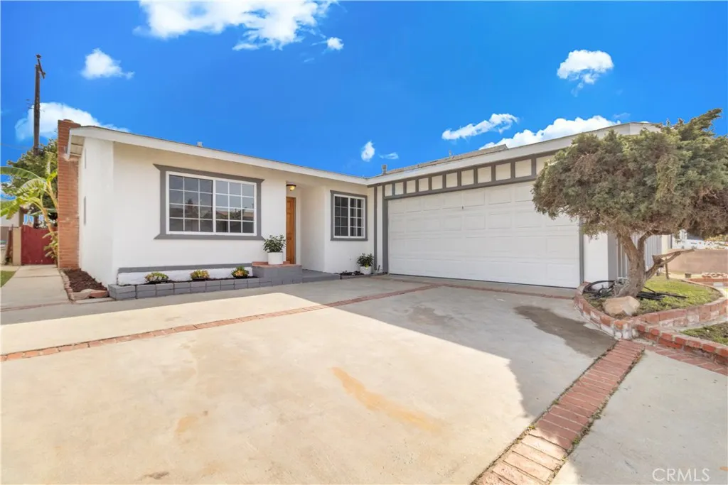 23602 Nicolle, Carson, California 90745 home-pic-0