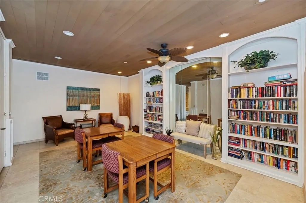1801 Diamond St, San Diego, California 92109 home-pic-36