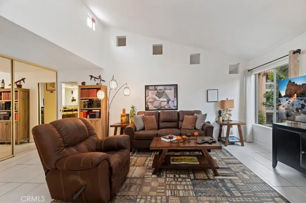 1801 Diamond St, San Diego, California 92109 home-pic-7