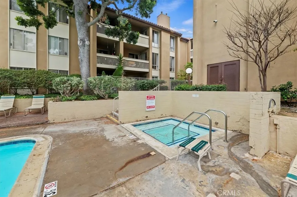 1801 Diamond St, San Diego, California 92109 home-pic-33