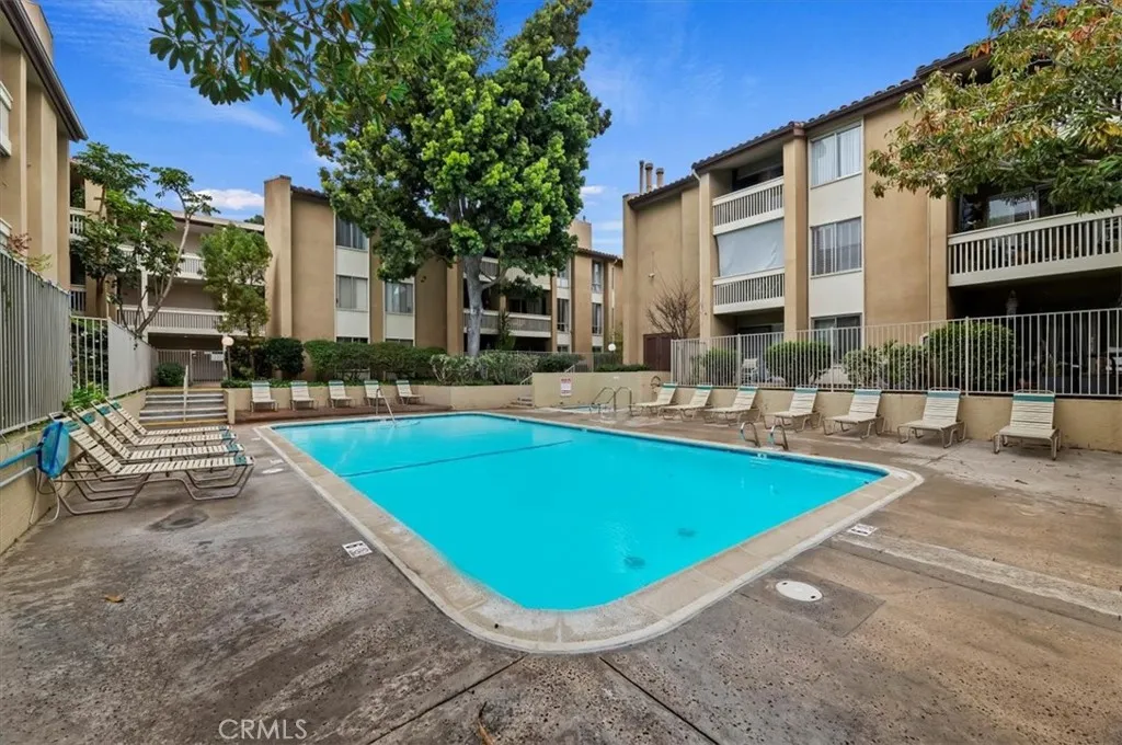 1801 Diamond St, San Diego, California 92109 home-pic-32