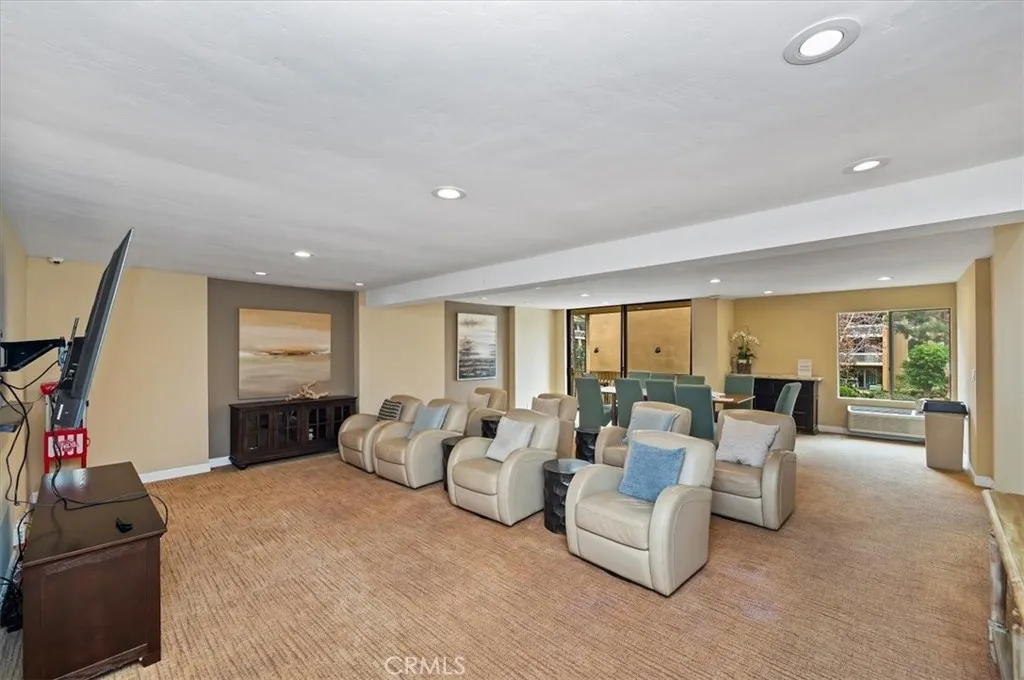 1801 Diamond St, San Diego, California 92109 home-pic-35
