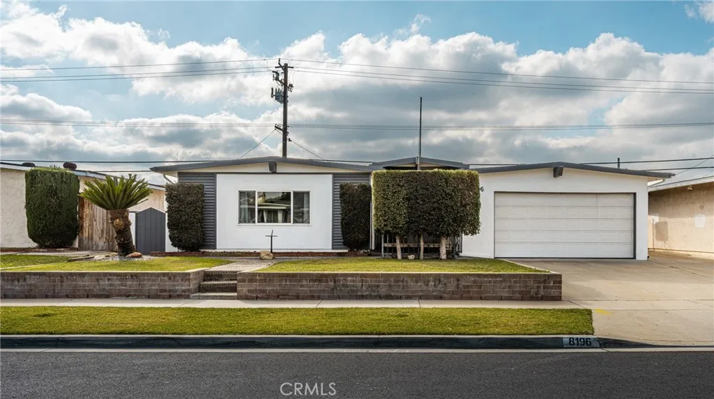 8196 Lime Circle, Buena Park, California 90620 home-pic-1