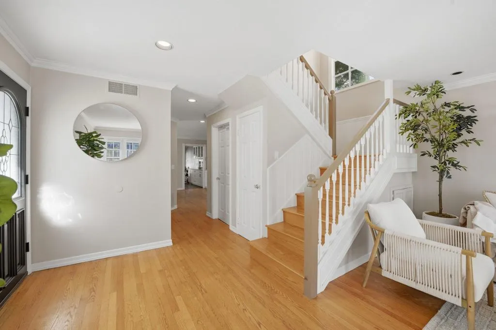 868 A Ave, Coronado, California 92118 home-pic-17