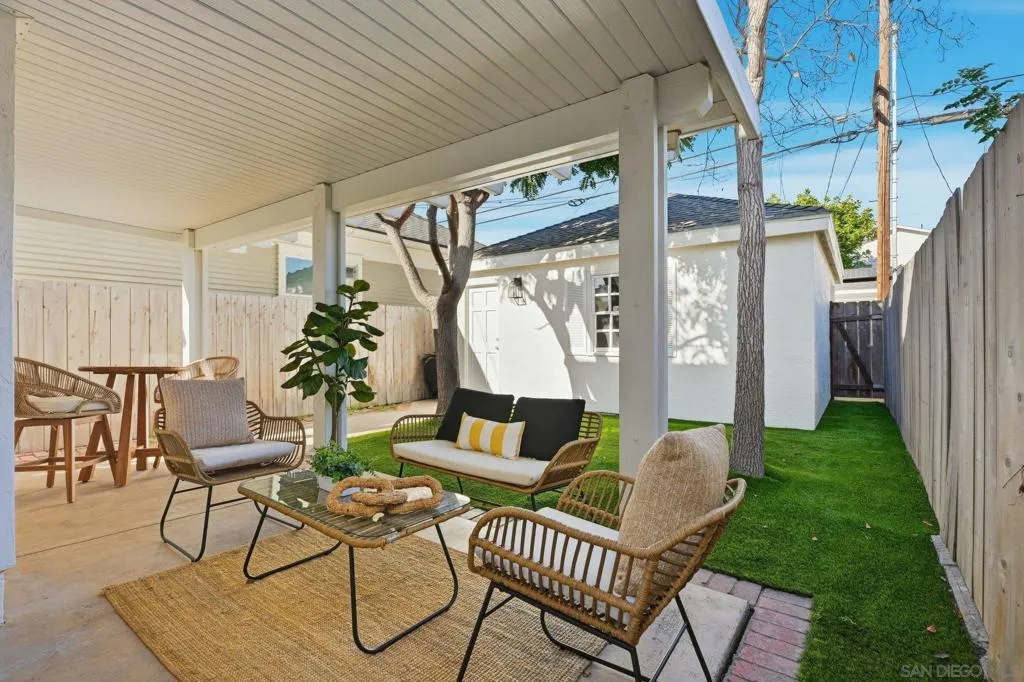 868 A Ave, Coronado, California 92118 home-pic-31