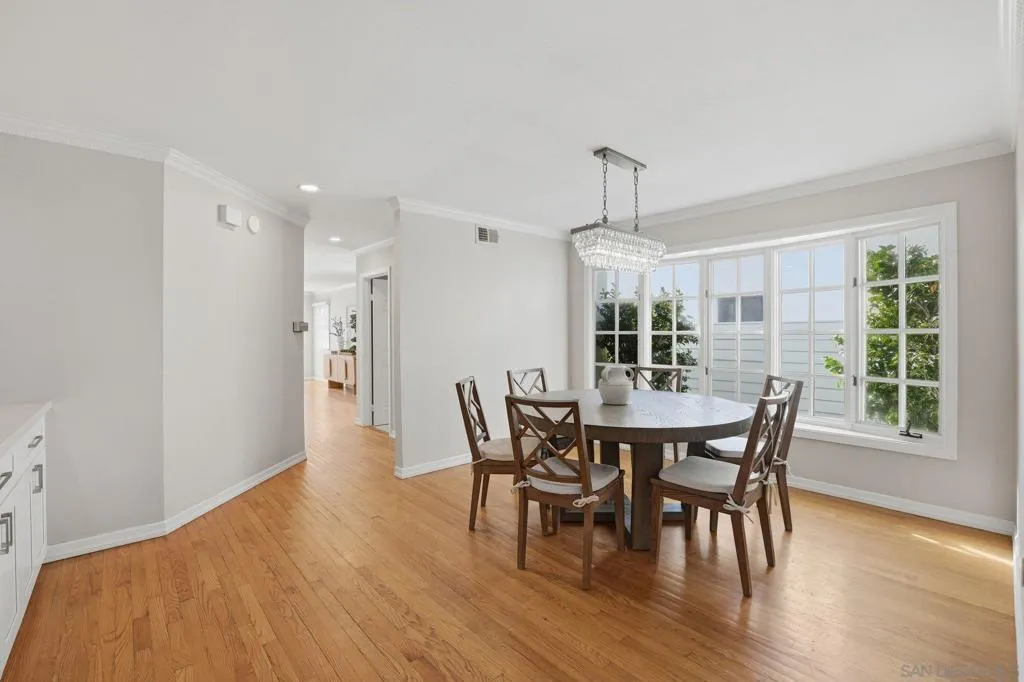 868 A Ave, Coronado, California 92118 home-pic-8