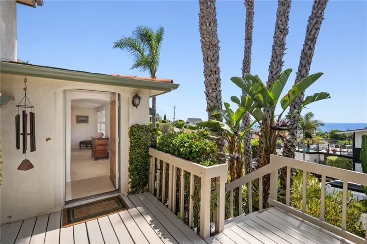 Experience refined coastal living in this ocean-view residence, ideally located in one of Laguna Beach’s most desirable neighborhoods.