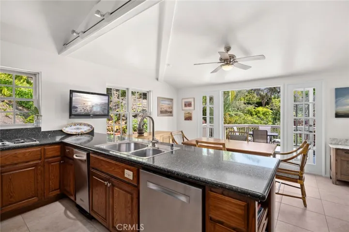790 Wendt Terrace, Laguna Beach, California 92651