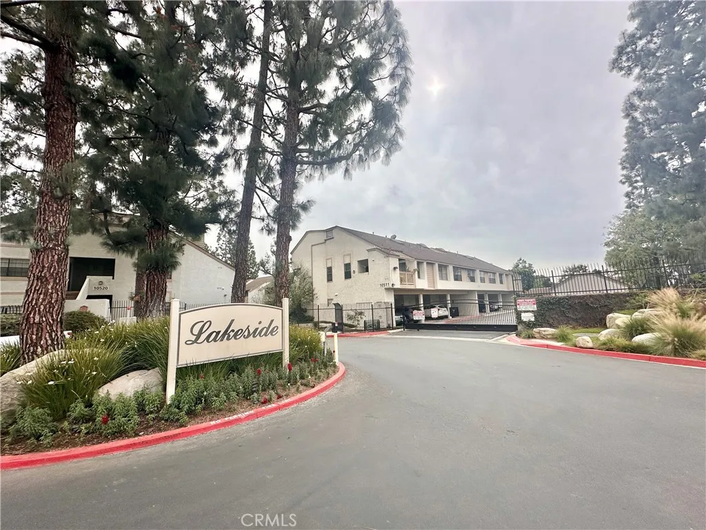 10531 Lakeside S J, Garden Grove, California 92840 home-pic-12