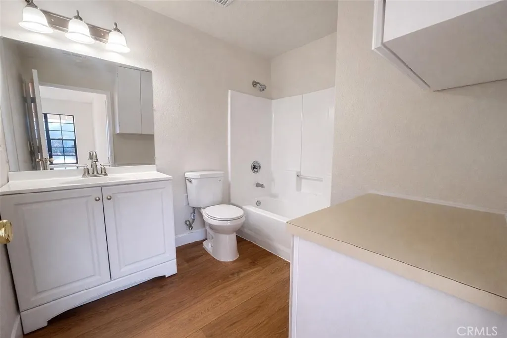 10531 Lakeside S J, Garden Grove, California 92840 home-pic-6