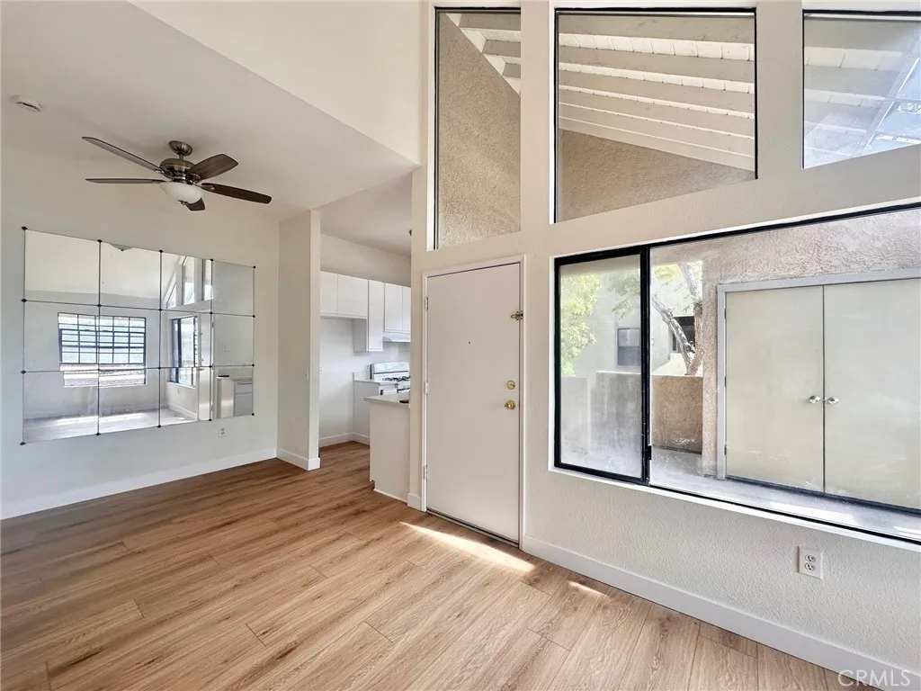 10531 Lakeside S J, Garden Grove, California 92840 home-pic-1