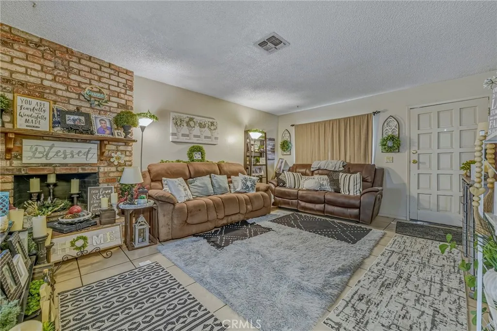 147 W Alexander, Merced, California 95348 home-pic-59