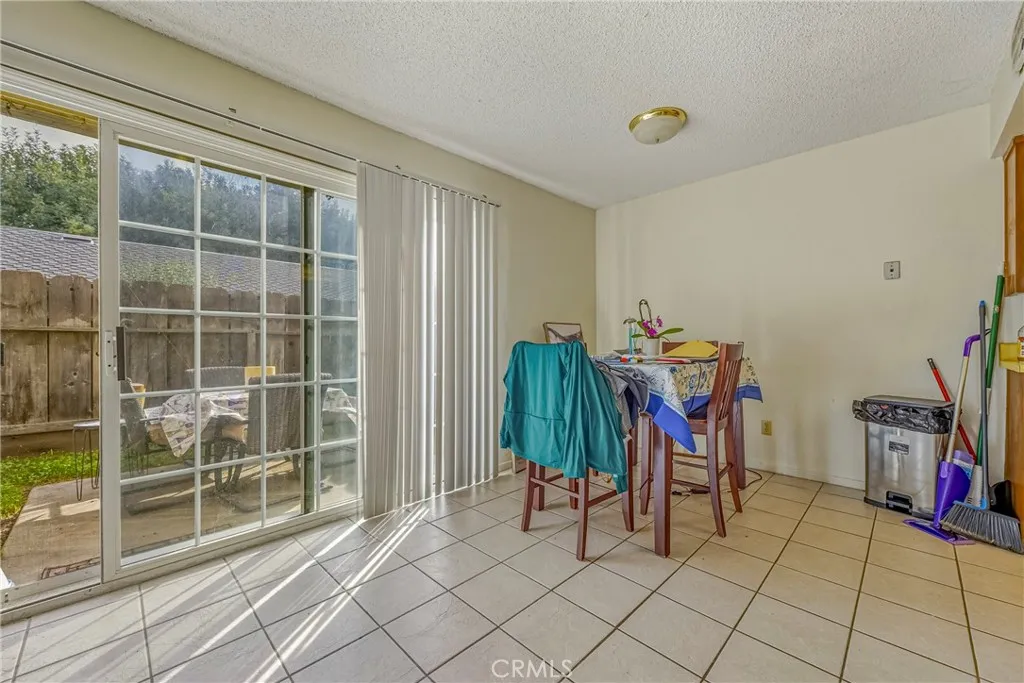 147 W Alexander, Merced, California 95348 home-pic-28