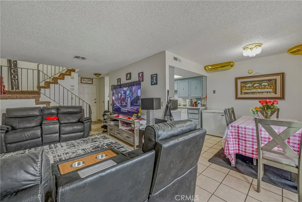147 W Alexander, Merced, California 95348 home-pic-44