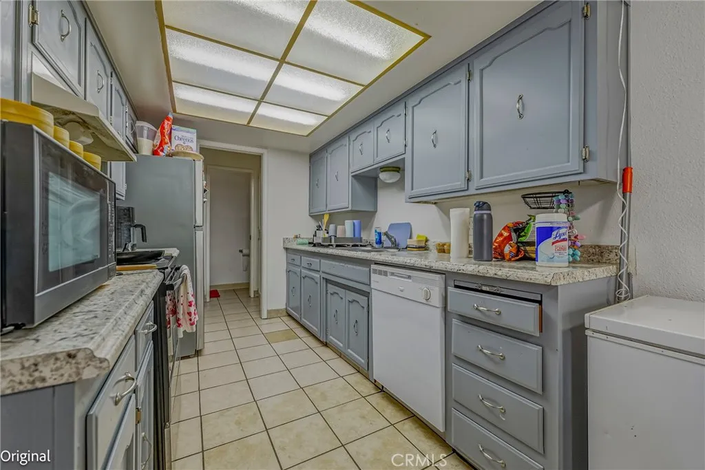 147 W Alexander, Merced, California 95348 home-pic-47