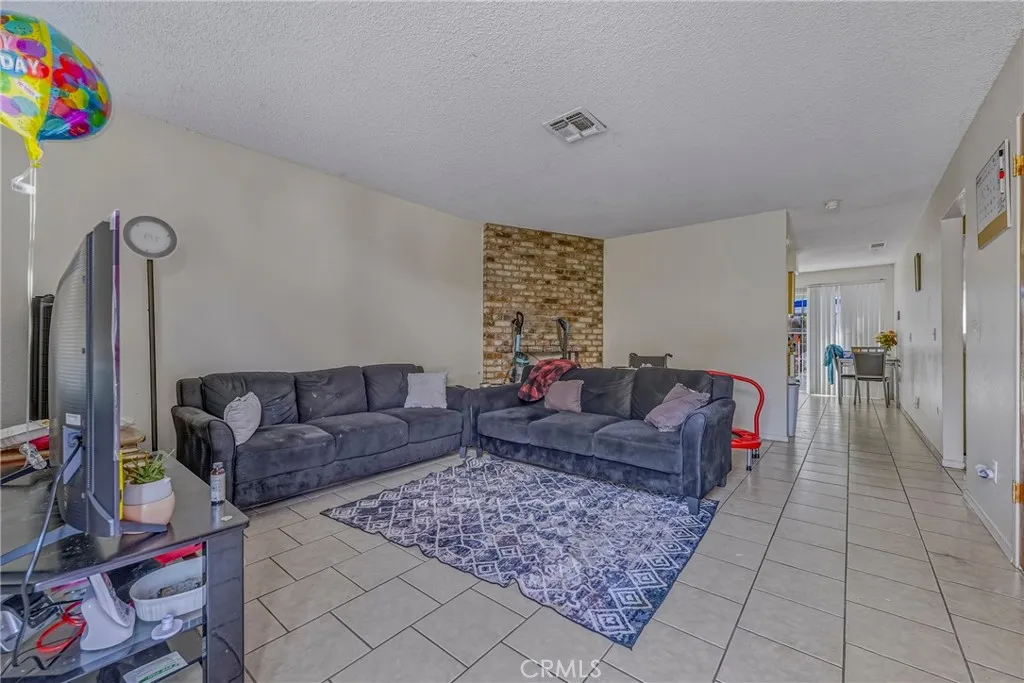 147 W Alexander, Merced, California 95348 home-pic-12