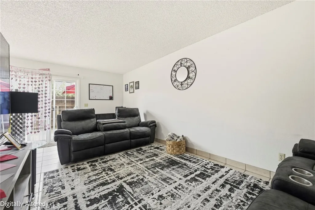 147 W Alexander, Merced, California 95348 home-pic-42