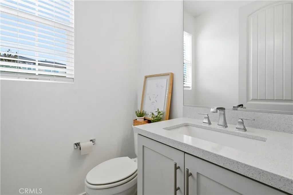 944 Tesla, Costa Mesa, California 92626 home-pic-14