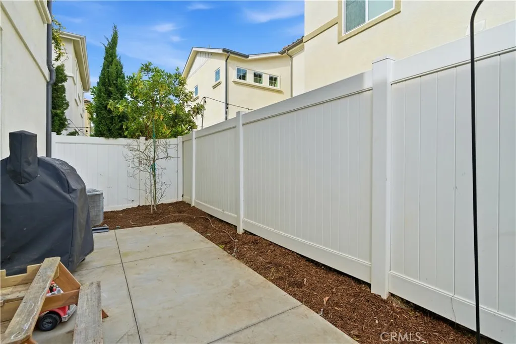 944 Tesla, Costa Mesa, California 92626 home-pic-36