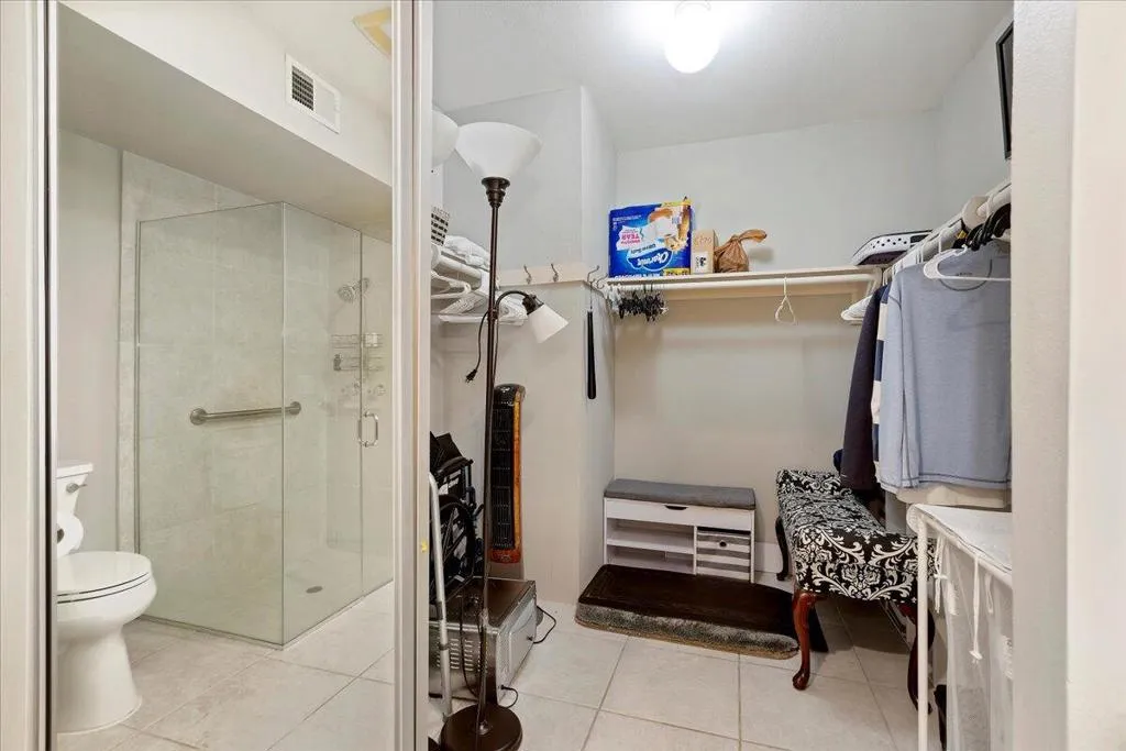 1711 Grand Bahama Drive W, Palm Springs, California 92264 home-pic-27