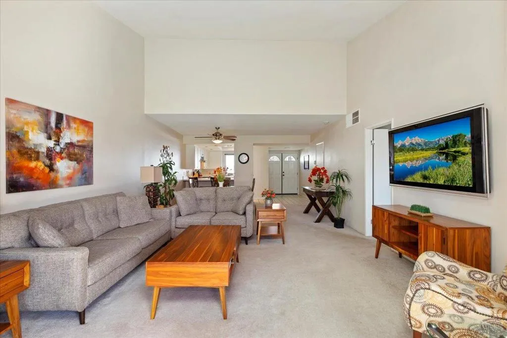 1711 Grand Bahama Drive W, Palm Springs, California 92264 home-pic-15