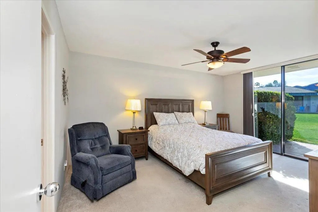1711 Grand Bahama Drive W, Palm Springs, California 92264 home-pic-21