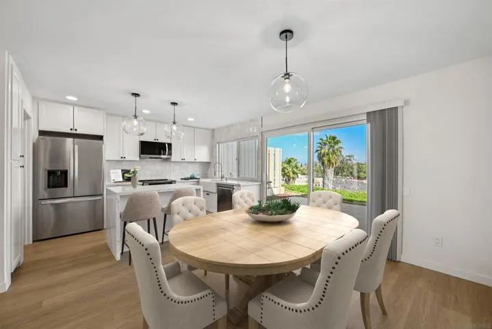 https://zimg.paragon.ice.com/ParagonImages/Property/PA/SDMLS/260003249/12/533/400/ec660ff7e711984573641e74cc440105/3/3a69af89e94f132824599aa97d6e2668/260003249-862d615c-17e7-4719-8ab2-2ec0112781df.JPG