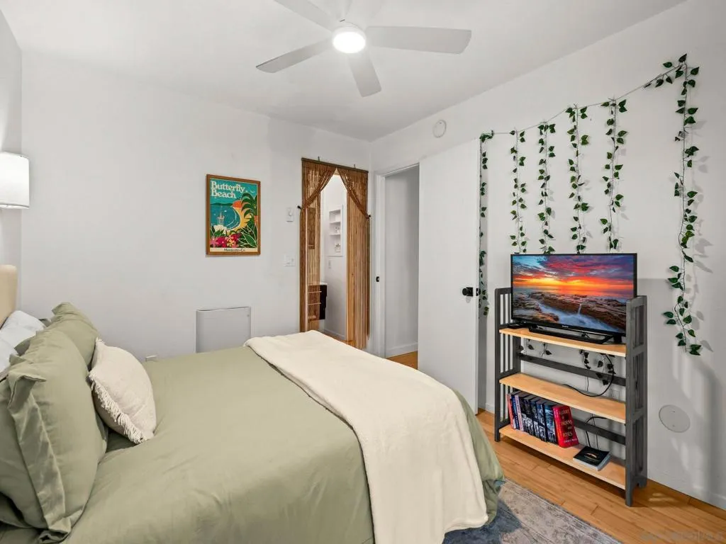 1251 Parker Pl 2d, San Diego, California 92109 home-pic-34