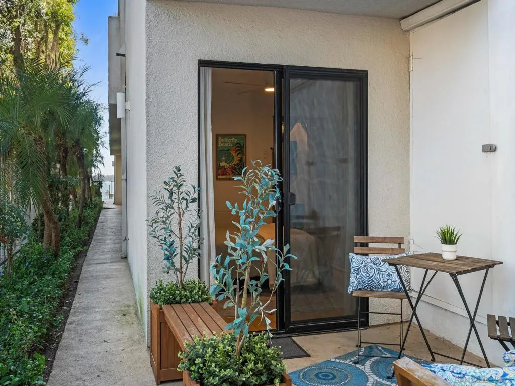 1251 Parker Pl 2d, San Diego, California 92109 home-pic-40