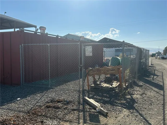 C-Train Lock Up Storage