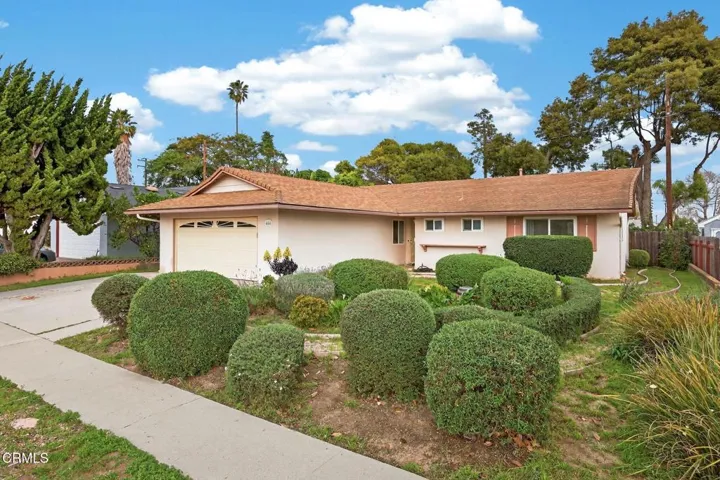 3-web-or-mls-Upmarketmedia_404Mac-007