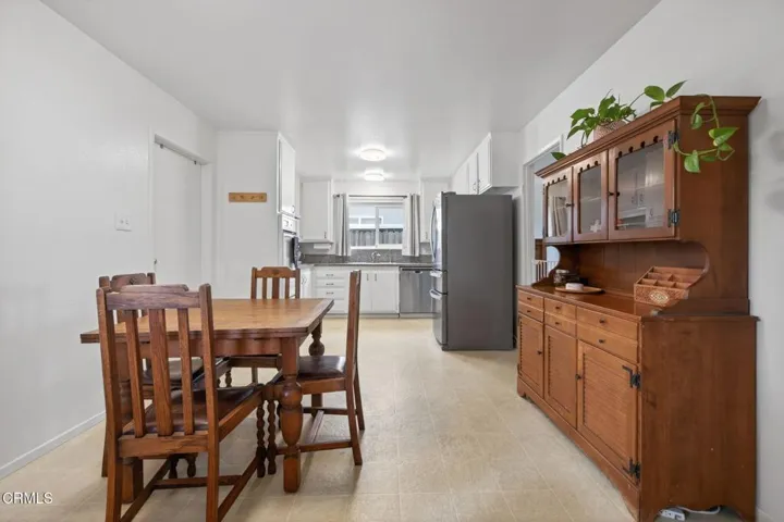 14-web-or-mls-Upmarketmedia_404Mac-028