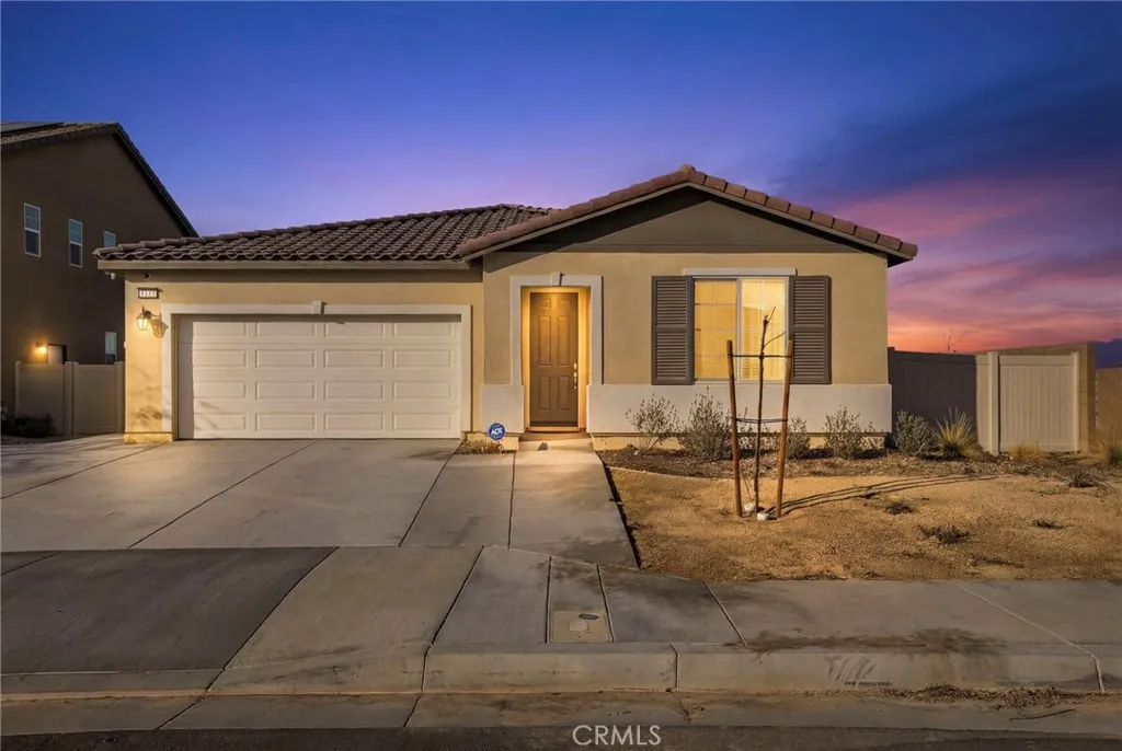 2125 E Jackman, Lancaster, California 93535 home-pic-1