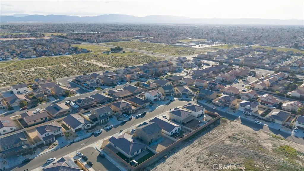 2125 E Jackman, Lancaster, California 93535 home-pic-62